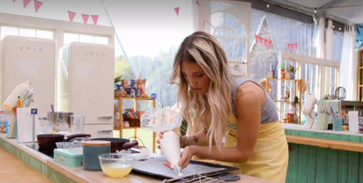 Bake Off Italia 8: la dolcissima decima puntata di Sara