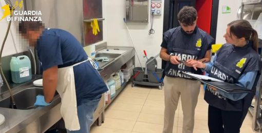 (foto Comunicato stampa Guardia di Finanza) (foto Comunicato stampa Guardia di Finanza)