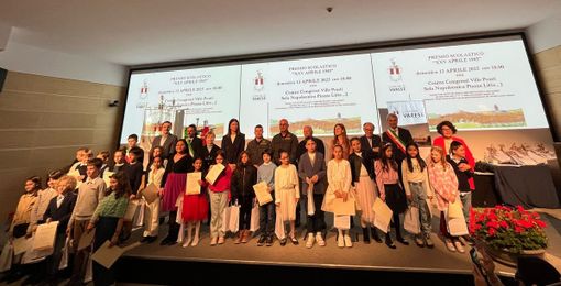 La cerimonia di consegna dei premi del concorso XXV Aprile a Varese