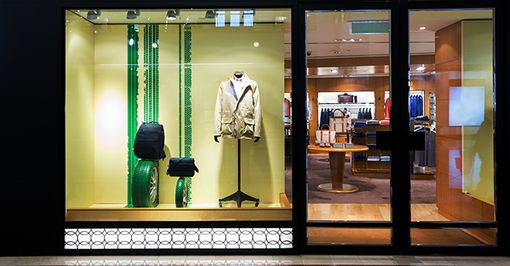 Confcommercio: «Priorità alle vaccinazioni per gli operatori del commercio» Confcommercio: «Priorità alle vaccinazioni per gli operatori del commercio»