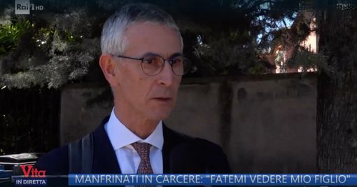 L'avvocato Busignani davanti alle telecamere de "La vita in diretta" L'avvocato Busignani davanti alle telecamere de "La vita in diretta"