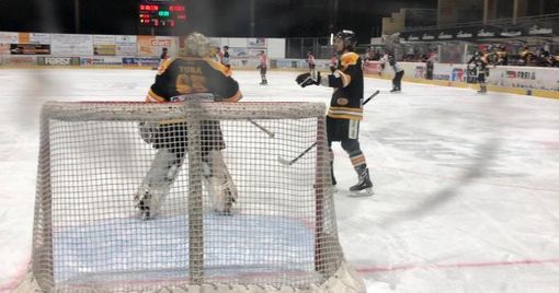 Schina ha appena aperto le danze con il gol dell'1-0 a Caldaro