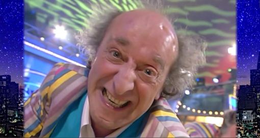 Il video e l'interminabile applauso con cui Zelig ha ricordato Bruno Arena e abbracciato Max Cavallari Il video e l'interminabile applauso con cui Zelig ha ricordato Bruno Arena e abbracciato Max Cavallari