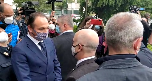 L'ambasciatore di Israele a Torino per il piccolo Eitan: «Speriamo si possa riprendere, preghiamo per lui»