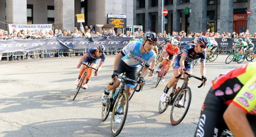 TRE VALLI VARESINE. Da sabato strade chiuse per il grande ciclismo. Ecco le modifiche a viabilità e scuole TRE VALLI VARESINE. Da sabato strade chiuse per il grande ciclismo. Ecco le modifiche a viabilità e scuole