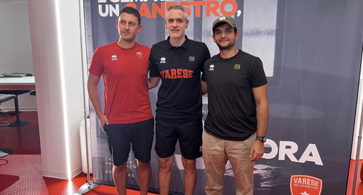 Bentornato "coach K": «Il derby contro Cantù? È un po' come Aris-Paok... Obiettivi? Impariamo a lavorare duro e poi vedremo dove saremo» Bentornato "coach K": «Il derby contro Cantù? È un po' come Aris-Paok... Obiettivi? Impariamo a lavorare duro e poi vedremo dove saremo»