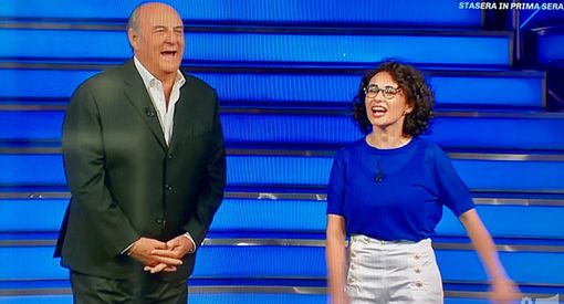Gerry Scotti e Mariacristina Volterri da Ispra sbancano ascolti e premi alla Ruota della fortuna