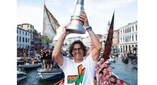 Paolo Vanoli, varesino, 51 anni, doge di Venezia (foto tratta dalla pagina Facebook ufficiale del Venezia FC) Paolo Vanoli, varesino, 51 anni, doge di Venezia (foto tratta dalla pagina Facebook ufficiale del Venezia FC)