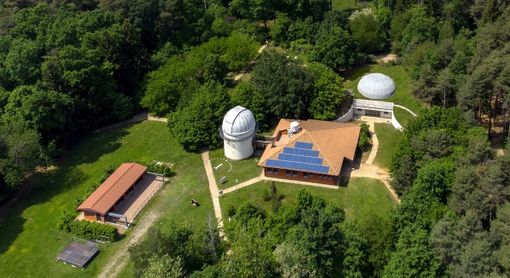 Tradate torna a riveder le stelle: riapre l’Osservatorio Astronomico del Parco Pineta Tradate torna a riveder le stelle: riapre l’Osservatorio Astronomico del Parco Pineta