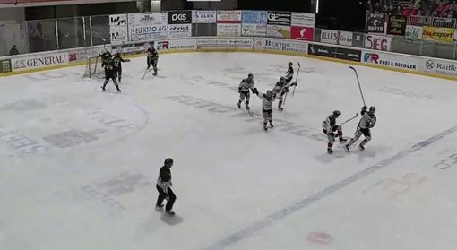 Wieser fa esplodere a un minuto dalla fine la Raiffeisen Arena: è il 3-2 in gara 5 e il 3-2 nella serie per il Caldaro