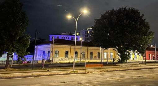 Senza tetto trovato morto in stazione. Forse è stato ucciso dal gelo