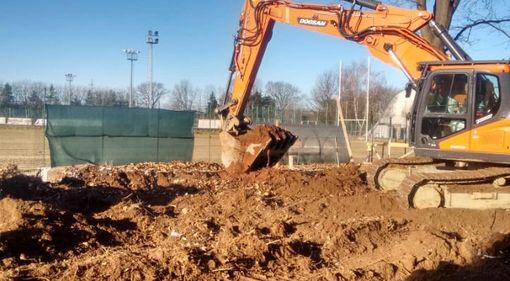 Tradate, novità per il campo da rugby. Al via i lavori per la riqualificazione Tradate, novità per il campo da rugby. Al via i lavori per la riqualificazione