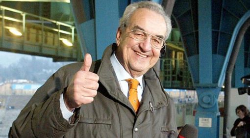 La foto postata dal governatore Fontana per ricordare Bruno Pizzul