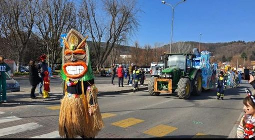 Il Carnevale di Sesto Calende compie 50 anni: oratori al lavoro per la sfilata dei carri allegorici