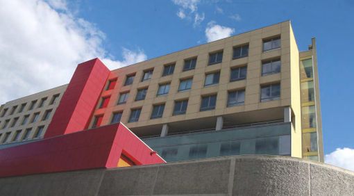 Parcheggi ospedale Del Ponte. Tucci (Fials): «Dipendenti in gravi difficoltà per il pagamento della sosta troppo onerosa» Parcheggi ospedale Del Ponte. Tucci (Fials): «Dipendenti in gravi difficoltà per il pagamento della sosta troppo onerosa»