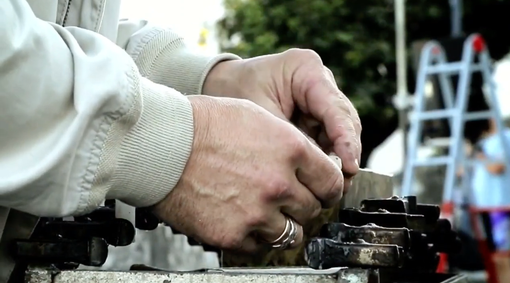 Busto, il Teatro Lux trasporta il pubblico nel Duomo di Milano. Con tanta riconoscenza
