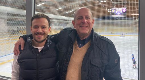 Flavio Vanetti, giornalista varesino del Corriere della Sera, insieme ad Andrea Vanetti, capitano dei Mastini