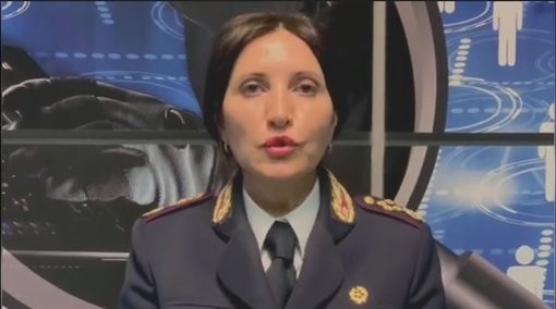 Un immagine tratta dal video della Polizia Postale