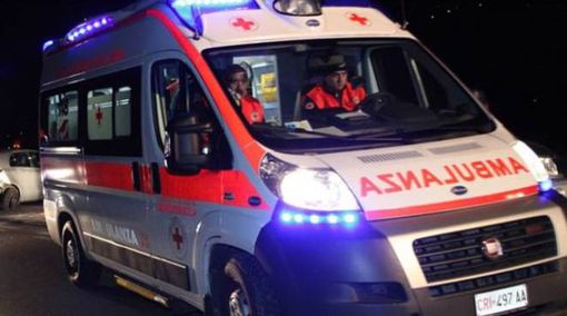 Varese, incidente all'ora di punta in viale Aguggiari: due persone coinvolte