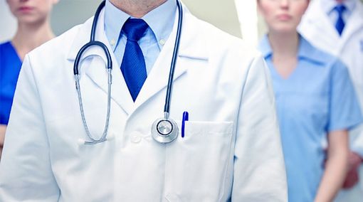 Sanità, un martedì di sciopero. Ma l'Oncologia del Circolo non aderirà: «Un segno di rispetto verso il paziente» Sanità, un martedì di sciopero. Ma l'Oncologia del Circolo non aderirà: «Un segno di rispetto verso il paziente»