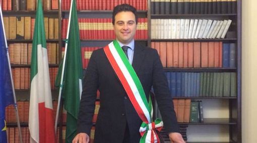 Coronavirus. Il sindaco annuncia due nuovi casi positivi al virus a Besnate: migliora la prima persona contagiata Coronavirus. Il sindaco annuncia due nuovi casi positivi al virus a Besnate: migliora la prima persona contagiata