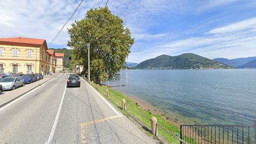 Il tratto di lungolago su cui sorgerà la nuova passerella Il tratto di lungolago su cui sorgerà la nuova passerella