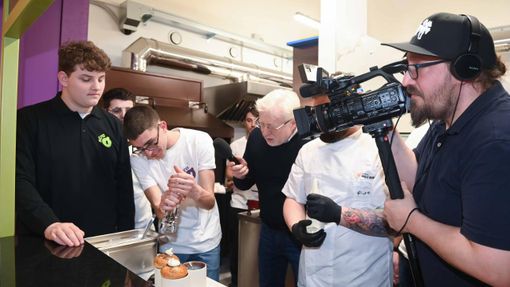 La pizzeria di Gallarate che impiega ragazzi autistici protagonista a Domenica In