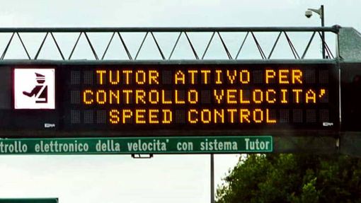 Sicurezza stradale, il nuovo "Tutor 3.0" arriva anche in provincia di Varese Sicurezza stradale, il nuovo "Tutor 3.0" arriva anche in provincia di Varese