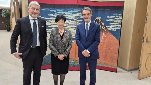 Regione Lombardia incanta Osaka 2025 con i violini Stradivari e la liuteria di Cremona