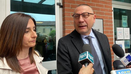 L'avvocato Enrico Milani, difensore di Maja con la collega Sabrina Lamera L'avvocato Enrico Milani, difensore di Maja con la collega Sabrina Lamera