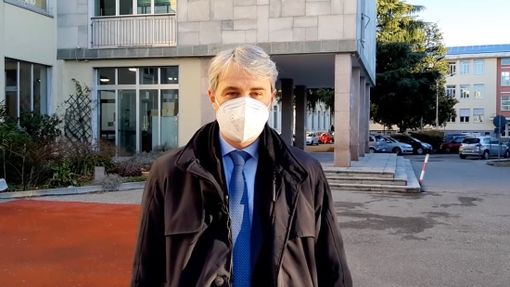 Liceo Manzoni, mancano gli spazi per accogliere tutte le richieste di iscrizione dei ragazzi: «Non si dica di no ai loro sogni»