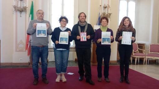 Marcia Diritto presentata stamattina presso il Comune di Varese Marcia Diritto presentata stamattina presso il Comune di Varese