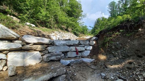 Nuovi lavori al Campo dei Fiori per messa in sicurezza, rimozione e trasporto di materiale sopra il Sentiero 10