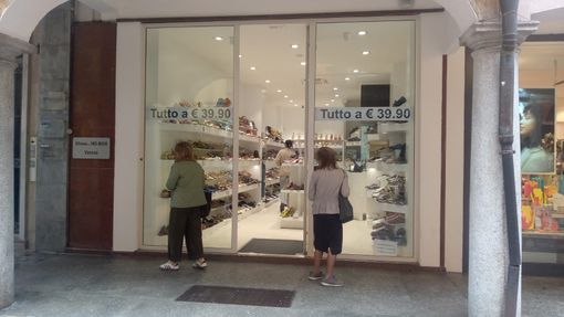 Ha aperto i battenti, in corso Matteotti, Shoes... No Box