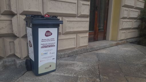 Terra Rara Varese: ecco i punti di raccolta dei rifiuti da apparecchiature elettroniche. Dagli scarti nascerà un'opera d'arte