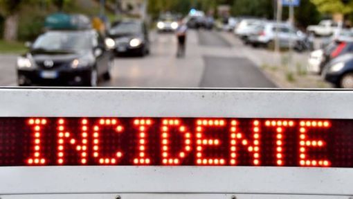 Scontro tra auto in via Gasparotto: soccorse due persone e lunghe code Scontro tra auto in via Gasparotto: soccorse due persone e lunghe code