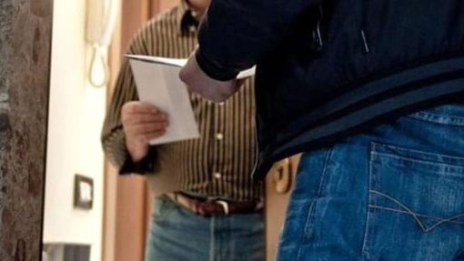 Alfa mette in guardia gli utenti: «Attenzione ai falsi addetti, chiedete il tesserino» Alfa mette in guardia gli utenti: «Attenzione ai falsi addetti, chiedete il tesserino»