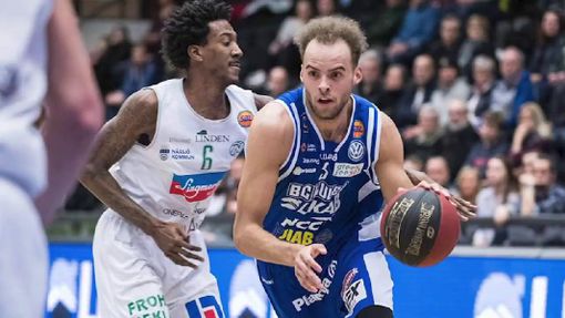 Basket, altra firma per Varese: ecco il lungo Andersson. Grande attesa per Scola