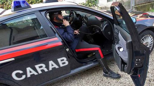 Azzate, aggredisce la moglie: arrestato dai carabinieri