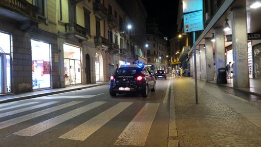 In strada invece che ai domiciliari: varesino arrestato per evasione In strada invece che ai domiciliari: varesino arrestato per evasione