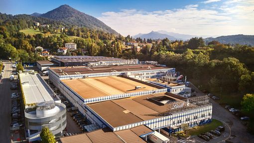 Lo stabilimento della Lindt di Induno Olona Lo stabilimento della Lindt di Induno Olona