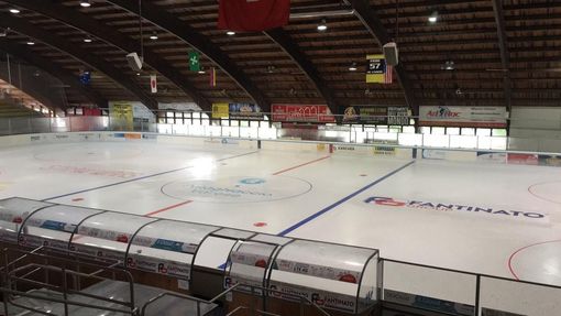Hockey, anche Milano rimbalza i Mastini: la prima squadra rischia di doversi ritirare dal campionato