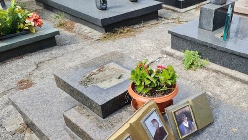 Ladri sacrileghi al cimitero di Cassano Valcuvia: razziate decine di tombe Ladri sacrileghi al cimitero di Cassano Valcuvia: razziate decine di tombe