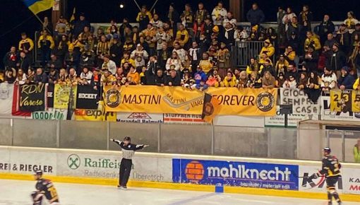 Quasi 400 tifosi varesini nel complesso si sono spostati in Alto Adige per seguire i Mastini dell'hockey in gara 1 e gara 5 della semifinale: in quale altra città avviene qualcosa di simile?