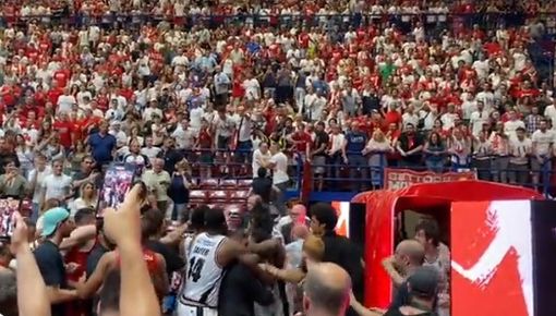 Nervi tesi ad Assago al termine di gara 2 delle finali scudetto di pallacanestro