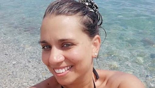 Lacrime per Valentina: «Nessuno avrebbe dovuto portarci via i tuoi occhi e il tuo sorriso» Lacrime per Valentina: «Nessuno avrebbe dovuto portarci via i tuoi occhi e il tuo sorriso»