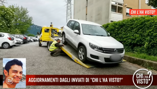 Ritrovata a Como l'auto di Riccardo Giuliani, ma del giovane nessuna traccia Ritrovata a Como l'auto di Riccardo Giuliani, ma del giovane nessuna traccia