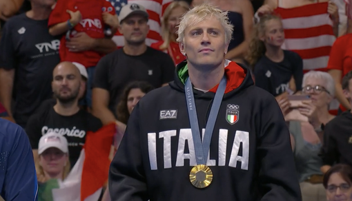 Giorgetti: «Martinenghi orgoglio varesino». Fontana: «Il primo oro è di casa nostra». Festa ad Azzate