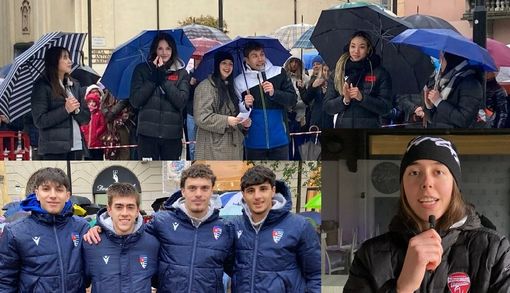 Nella foto: in alto la Uyba in piazza Santa Maria, sotto la rappresentanza dei giovani calciatori della Pro Patria e Anja Nella (Futura Volley) che vivrà le Olimpiadi nella sua Bormio Nella foto: in alto la Uyba in piazza Santa Maria, sotto la rappresentanza dei giovani calciatori della Pro Patria e Anja Nella (Futura Volley) che vivrà le Olimpiadi nella sua Bormio