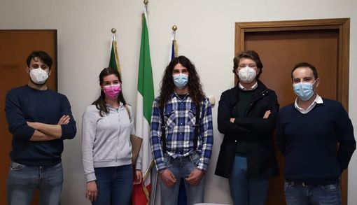 "Una Pasqua col sorriso" per la Lega Giovani dei Laghi con la raccolta fondi benefica "Una Pasqua col sorriso" per la Lega Giovani dei Laghi con la raccolta fondi benefica